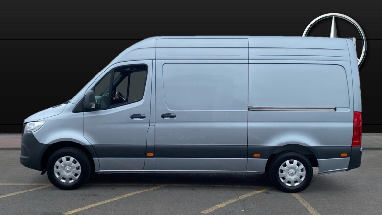 Mercedes-Benz Sprinter 315Cdi L2 Diesel Rwd 3.5t H2 Pro Van